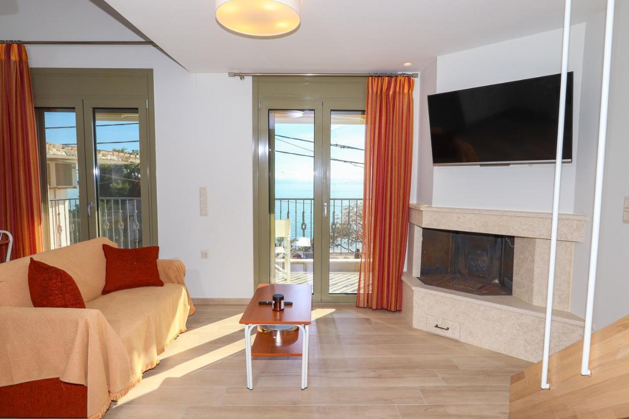 East & West Seaside Apartments Gialtra Ngoại thất bức ảnh