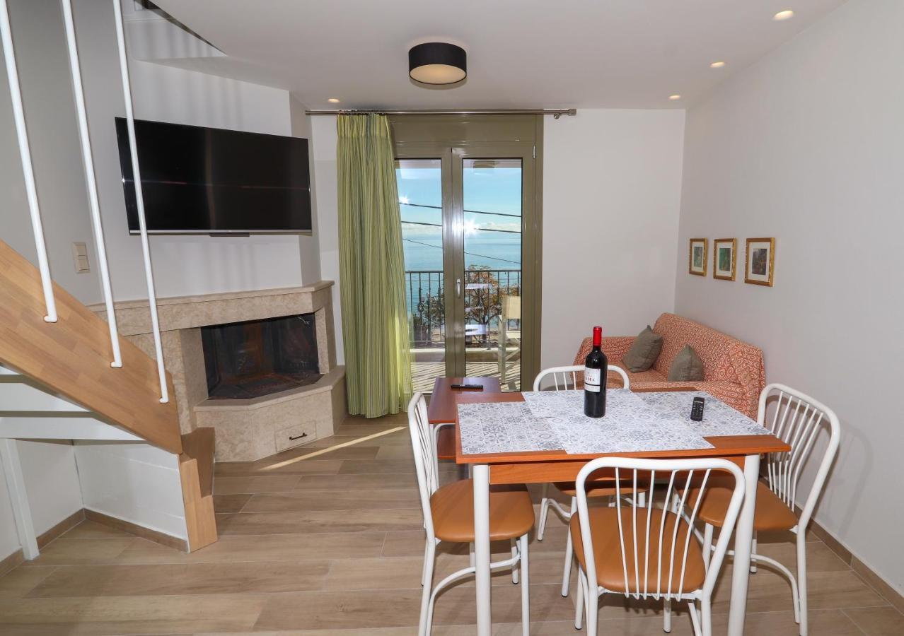 East & West Seaside Apartments Gialtra Ngoại thất bức ảnh