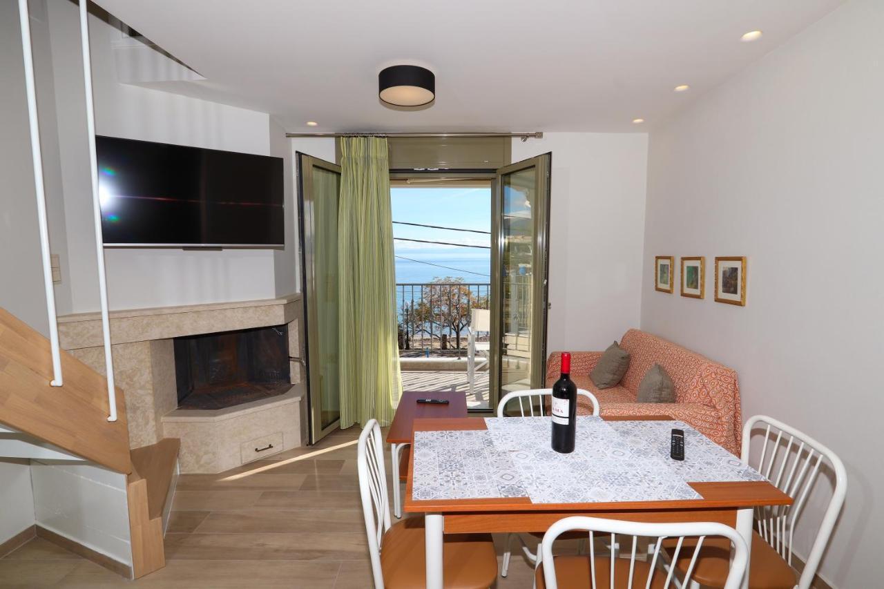 East & West Seaside Apartments Gialtra Ngoại thất bức ảnh